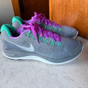 Nike Women's Gray and Purple Running Shoes. Size 8